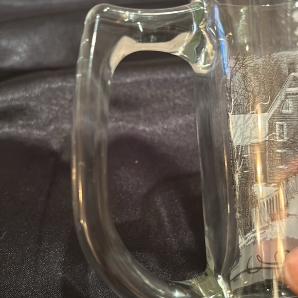 Currier & Ives Set of Four 16 oz Tankards - Picture 5 of 6